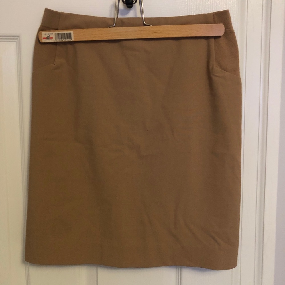 BCBG Tan Beige work skirt